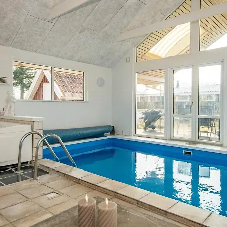 Homely Holiday In Juelsminde With Sauna *