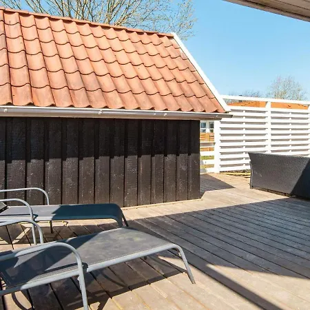 Homely Holiday In Juelsminde With Sauna Hébergement de vacances